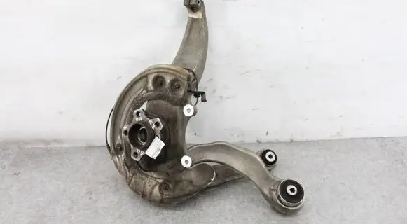 BMW 7 G11 G12 Front wheel hub spindle knuckle 6884379 31206884379