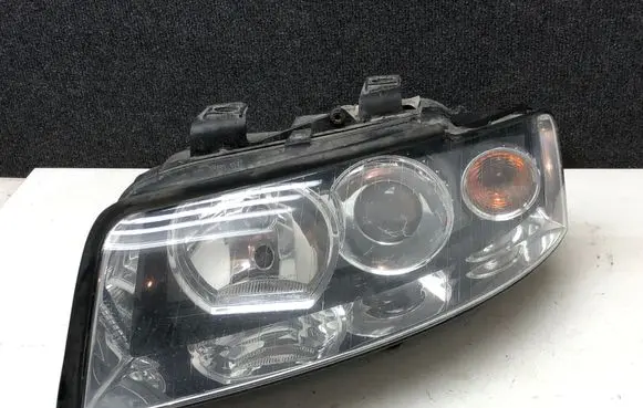 Audi A4 S4 B7 8E 8H Headlight/headlamp 8E0941003F