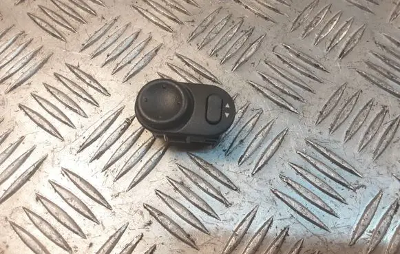 Opel Zafira A Wing mirror switch 09226861