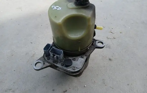 Volvo V50 Power steering pump 4N51-3K514-C6S4B