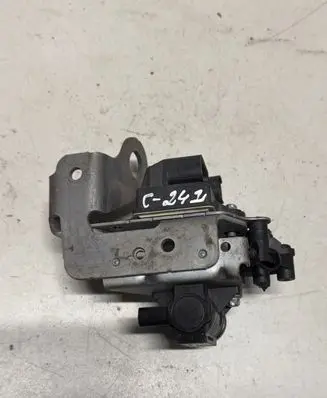 Mercedes-Benz C W205 Glow plug pre-heat relay A6519003003 151060098