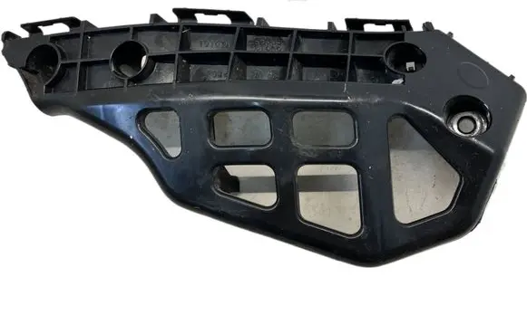 Front bumper mounting bracket
