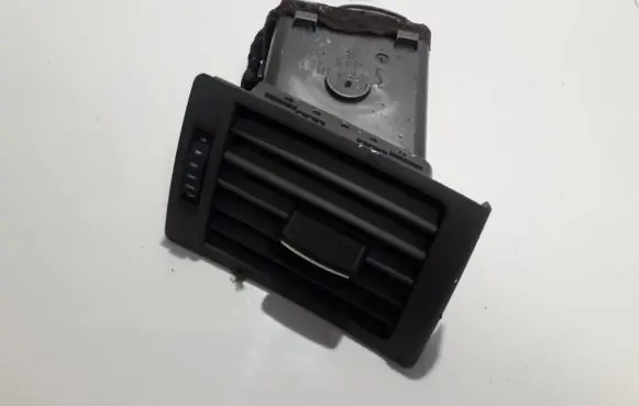 Audi A4 S4 B6 8E 8H Dash center air vent grill 438401 4384-01