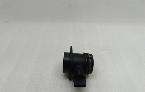 Skoda Octavia Mk1 (1U) Mass air flow meter 0280217121