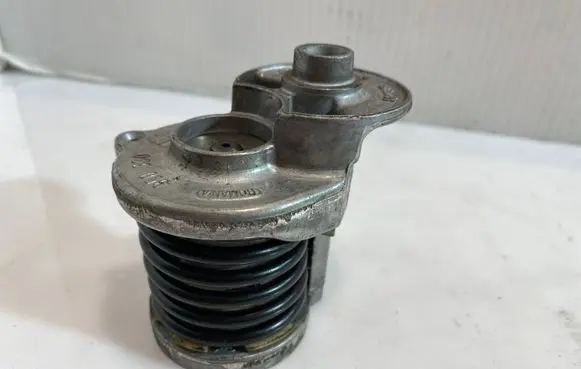 Audi A4 S4 B7 8E 8H Alternator belt tensioner 950330 1006503