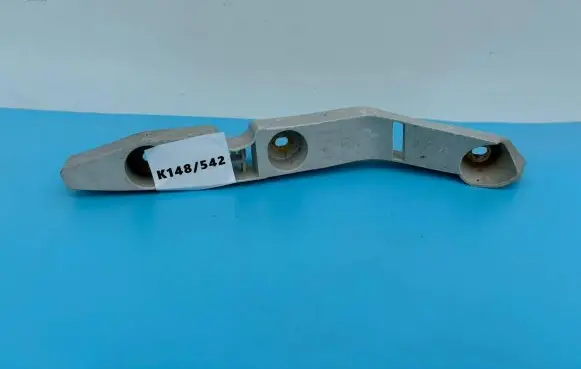 Ford Focus Front bumper mounting bracket 4M51-17D958-AF