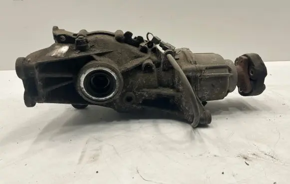 Mini Cooper Countryman R60 Rear differential 9806010
