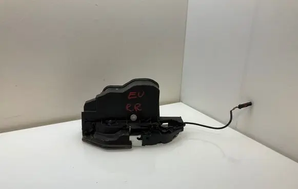 BMW 7 F01 F02 F03 F04 Rear door lock 7185688