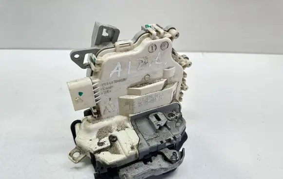 Audi A4 S4 B8 8K Rear door lock 8K0839015C