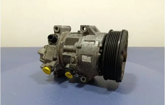 Toyota Avensis Verso Air conditioning (A/C) compressor (pump) 4472209243