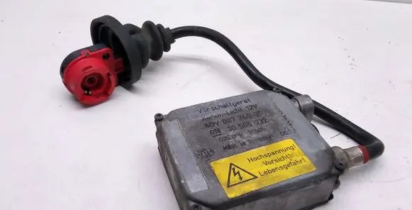 Audi A6 S6 C5 4B Headlight ballast module Xenon 5DV00776005 30565932