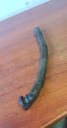 BMW 7 E38 Breather/breather pipe/hose 1703775