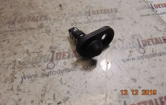 Toyota Avensis T270 Rear door sensor 