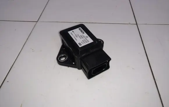 Hyundai Santa Fe ESP acceleration yaw rate sensor 0265005293 956903K000