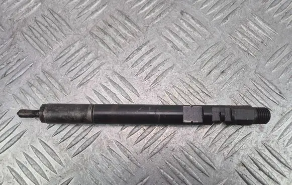 Mercedes-Benz C W204 Fuel injector A6460700987