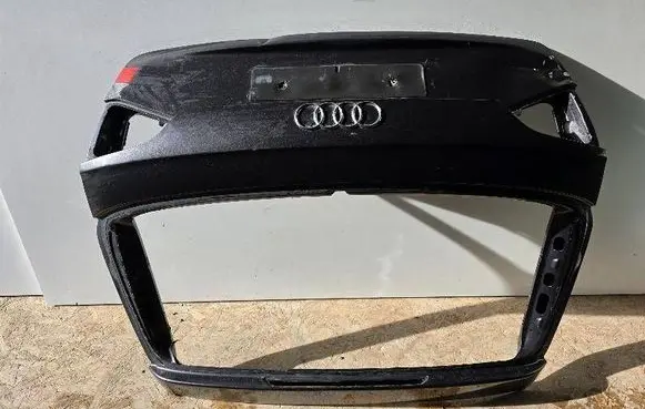 Audi A4 S4 B7 8E 8H Tailgate/trunk/boot lid