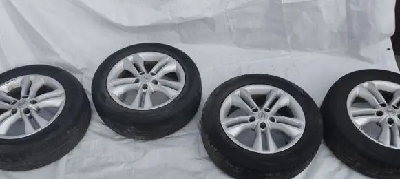 Nissan Qashqai R17 alloy rim 40300BR07A