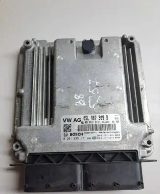 Volkswagen PASSAT B8 Engine control unit/module 05L907309B 0281035371