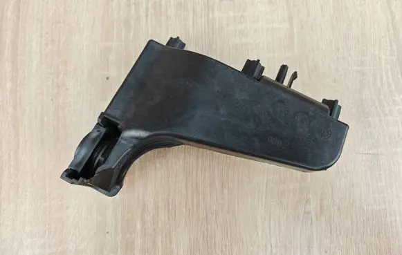 BMW 5 G30 G31 G38 Intercooler air guide/duct channel 1149052XX