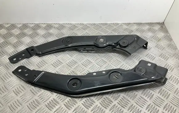 Seat Alhambra (Mk2) Radiator support slam panel bracket 7N0905931 7N0905932