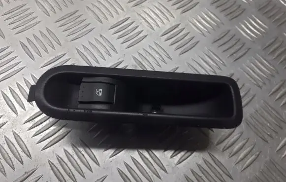 Renault Scenic II - Grand scenic II Quarter vent window switch 156013870