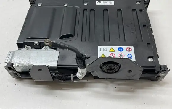 Ram 1500 Hybrid / electric car battery 05186045AA P04610376AR 376AR