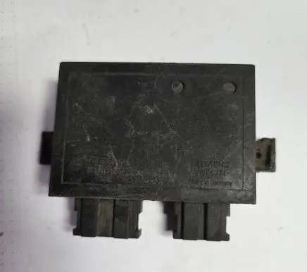 Volkswagen Transporter - Caravelle T4 Immobilizer control unit/module 6H0953257