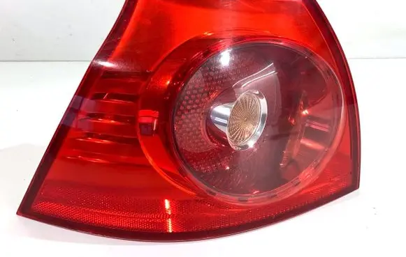 Volkswagen Golf V Rear/tail lights 