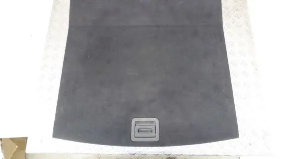 Volkswagen Touareg II Trunk/boot floor carpet liner 7P6863546B