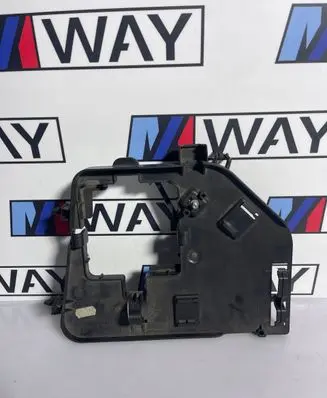 BMW 5 F10 F11 Central locking relay 7590620