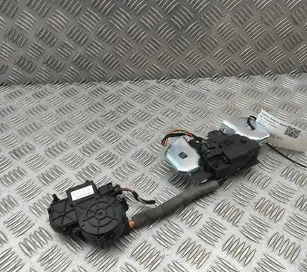 Porsche Taycan 9J1 Tailgate/trunk/boot lock/catch/latch 9J0827888 9J0827447A