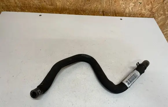 Audi Q5 SQ5 Engine coolant pipe/hose 8R0422887C