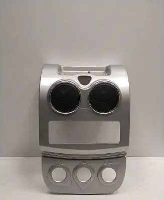 Microcar Ligier Center console 