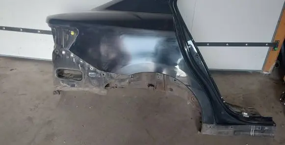 Toyota Avensis T270 Rear quarter panel 