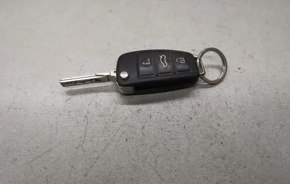 Audi A6 S6 C6 4F Ignition key/card 4F0837220R