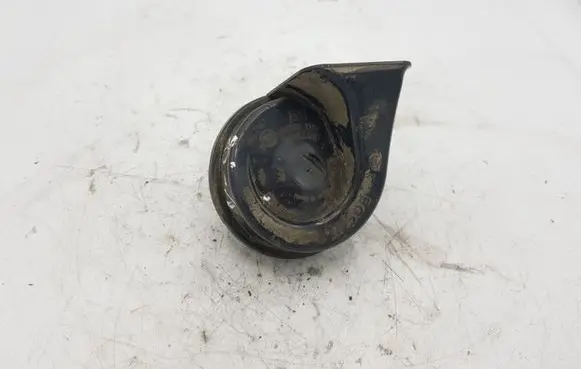 BMW 5 E39 Horn signal 7013881157 024148