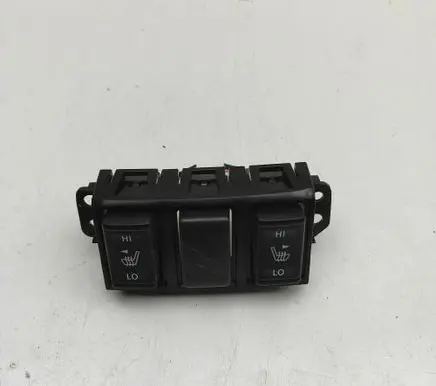 Nissan Navara D23 Seat heating switch 68492EB300 969TJ4JA0A