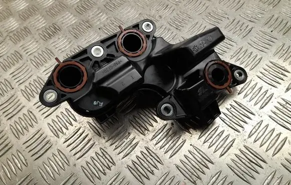 Lexus LBX Oil breather separator 