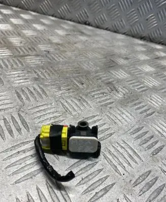 Mitsubishi ASX Airbag deployment crash/impact sensor 8651A117