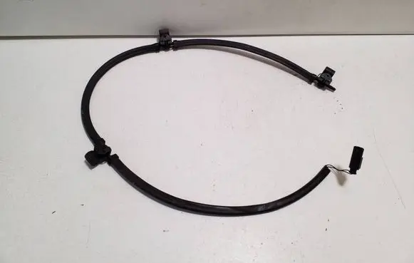 BMW X6 F16 Windshield washer spray nozzle 