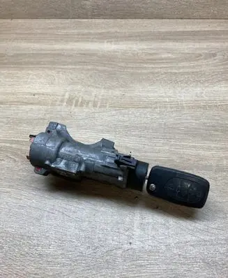 Audi A4 S4 B6 8E 8H Ignition lock 4B0905851C