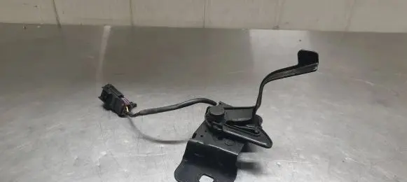 Opel Astra K Engine bonnet/hood lock/latch loop/hook 39065983 16282