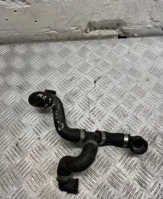 Mercedes-Benz C W205 Engine coolant pipe/hose A0009972359
