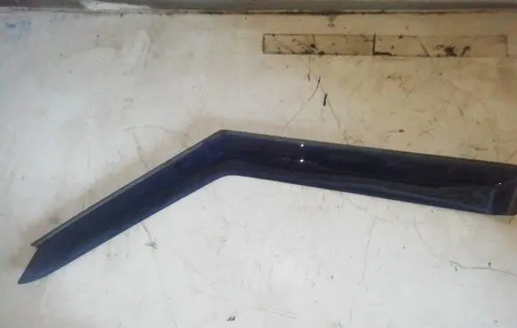 Land Rover Range Rover L322 Front door wind deflector 