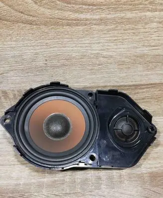BMW X5 E70 Panel speaker 697805204 18820010 65136978052