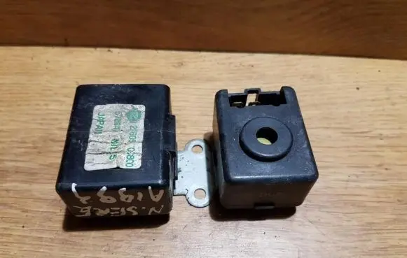 Nissan Serena Other control units/modules 2160500800