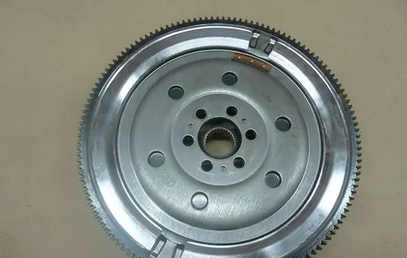 Renault Alaskan Dual mass flywheel 123108755R