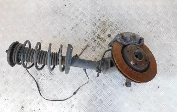 Peugeot 208 Front wheel hub spindle knuckle