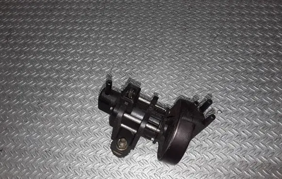Mercedes-Benz C W202 Turbo solenoid valve 4715396