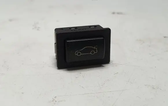 Tailgate opening switch